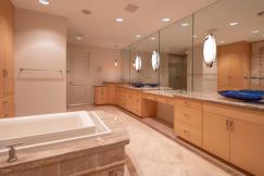 take a peek inside the most luxurious & largest penthouse in the residences @ 2211 e. camelback.. 4